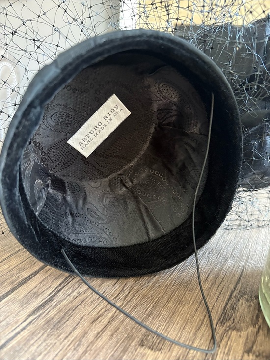 Arturo Rios Black Rose Fascinator Hat Veil Couture Millinery Kentucky Derby